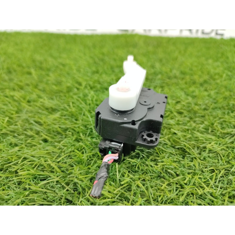 Привод заслонки отопителя (отопление и кондиционирование) Nissan Rogue T32 2020 2.5 277t64bu2a