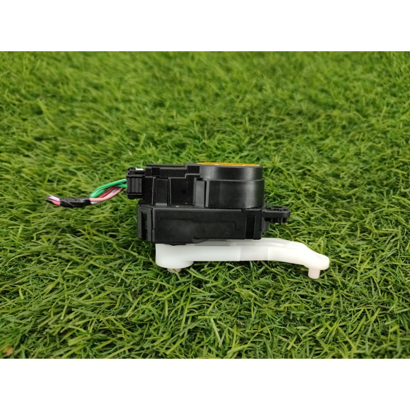 Привод заслонки отопителя (отопление и кондиционирование) Nissan Rogue T32 2020 2.5 277t64bu2a