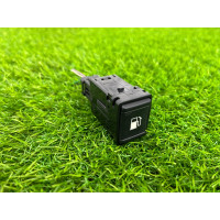 Кнопка открытия лючка топливного бака