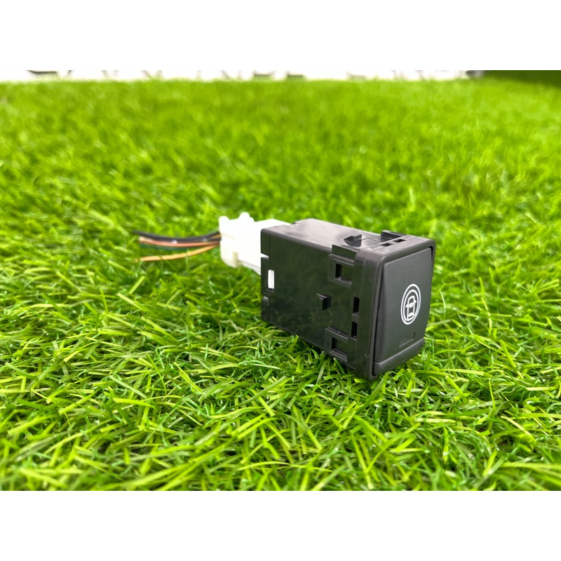 Кнопка дистроника (электрика / кнопки) Nissan Rogue T32 2020 2.5 251345FA0A