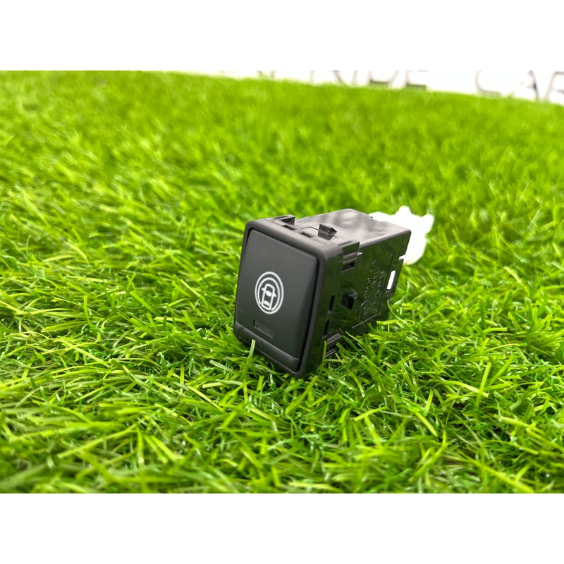 Кнопка дистроника (электрика / кнопки) Nissan Rogue T32 2020 2.5 251345FA0A