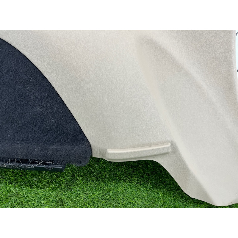 Обшивка багажника (салон) Jeep Grand Cherokee WK2 2018 3.6 6LP381XLAA