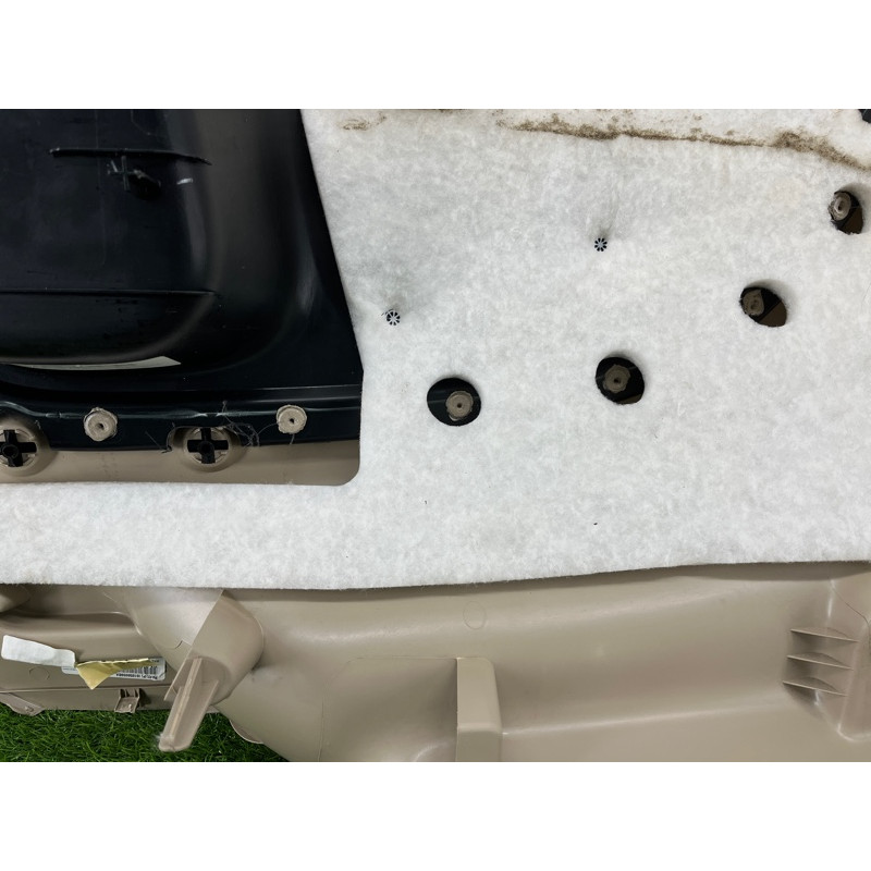 Обшивка багажника (салон) Jeep Grand Cherokee WK2 2018 3.6 6LP381XLAA