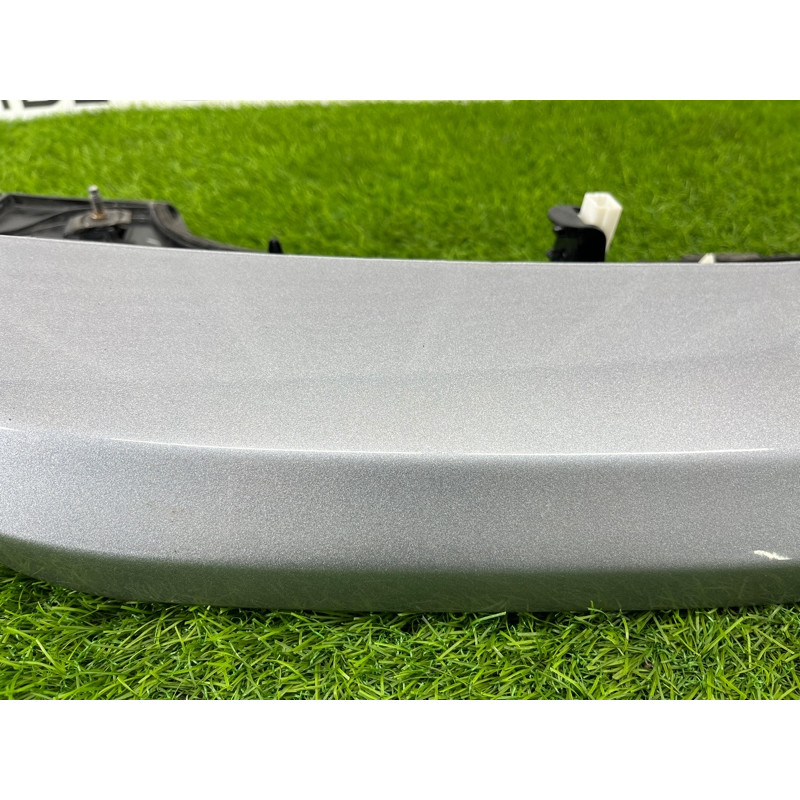 Спойлер (кузов и элементы) Jeep Grand Cherokee WK2 2018 3.6 68217495AA