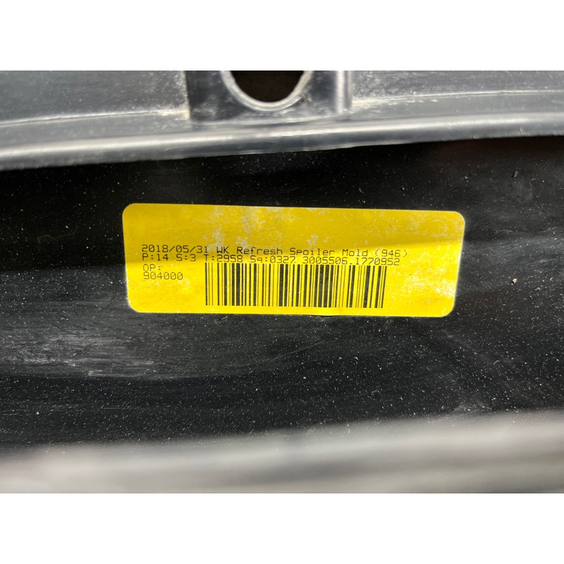 Спойлер (кузов и элементы) Jeep Grand Cherokee WK2 2018 3.6 68217495AA