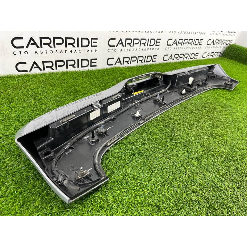 Спойлер (кузов и элементы) Jeep Grand Cherokee WK2 2018 3.6 68217495AA