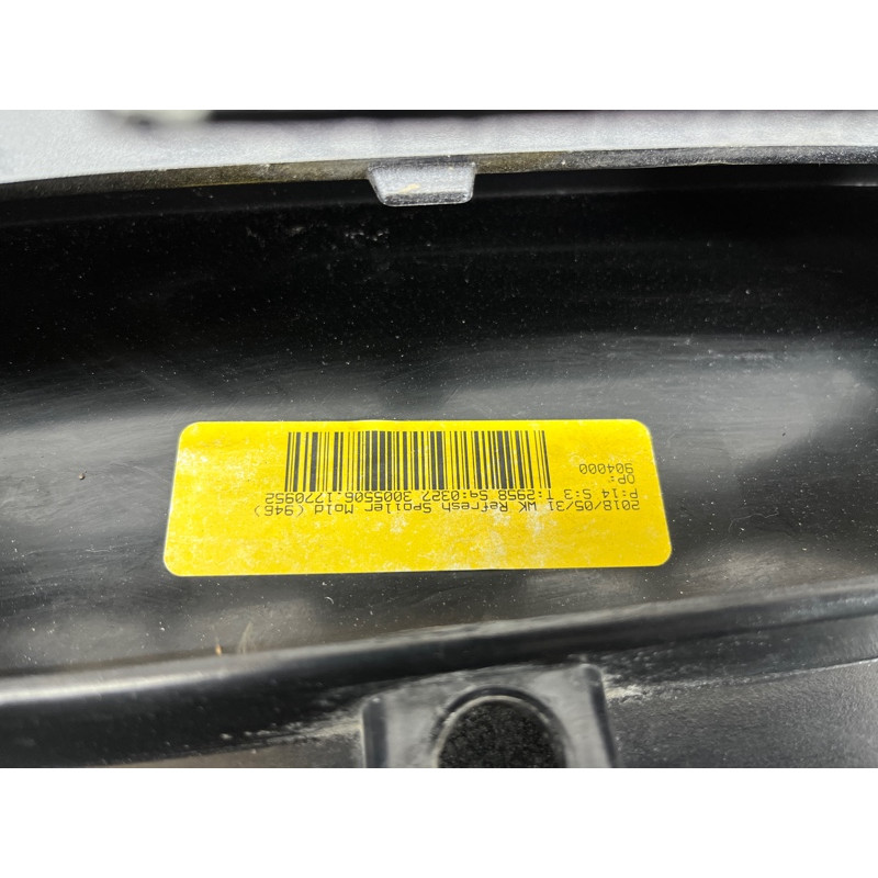 Спойлер (кузов и элементы) Jeep Grand Cherokee WK2 2018 3.6 68217495AA