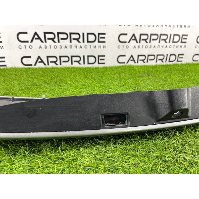 Накладка крышки багажника (кузов и элементы) Jeep Grand Cherokee WK2 2018 3.6 6KL53TZZAA