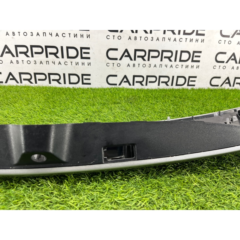 Накладка крышки багажника (кузов и элементы) Jeep Grand Cherokee WK2 2018 3.6 6KL53TZZAA