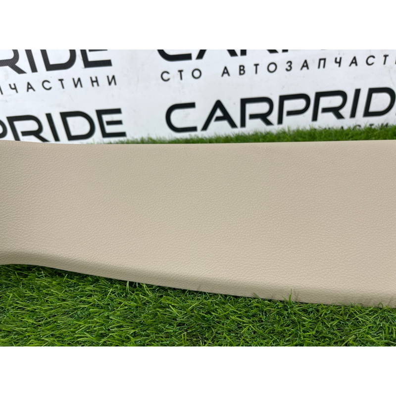 Обшивка крышки багажника (салон) Jeep Grand Cherokee WK2 2018 3.6 1XW82HL1AB