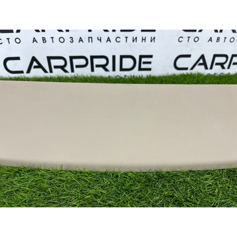 Обшивка крышки багажника (салон) Jeep Grand Cherokee WK2 2018 3.6 1XW82HL1AB