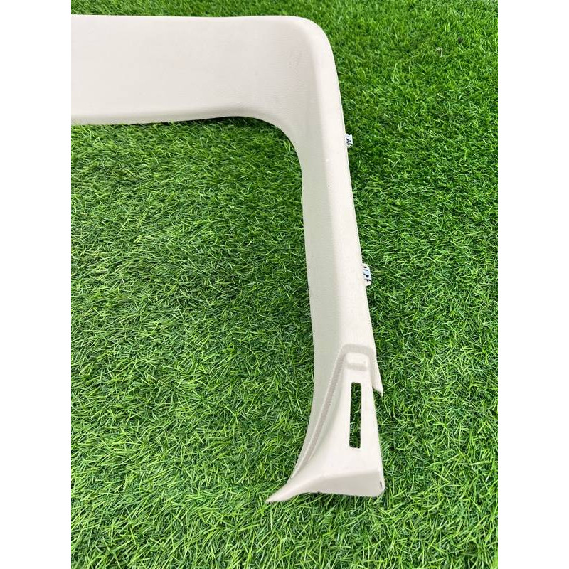 Обшивка крышки багажника (салон) Jeep Grand Cherokee WK2 2018 3.6 1XW82HL1AB