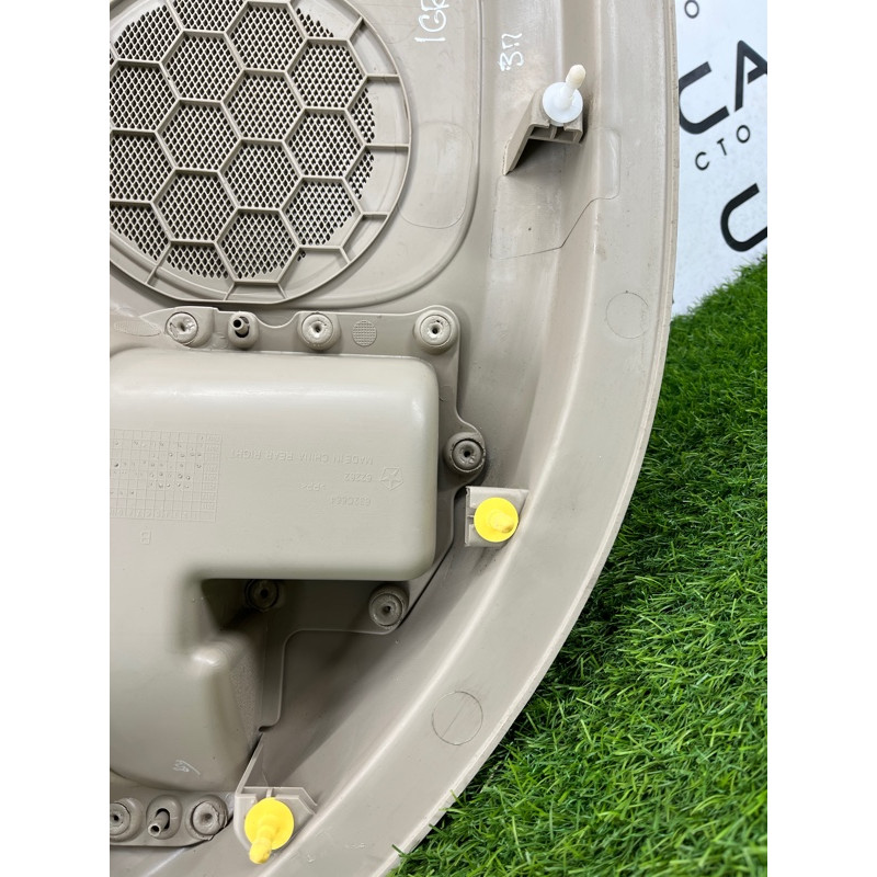 Дверная карта (салон) Jeep Grand Cherokee WK2 2018 3.6 5LL804L1AC