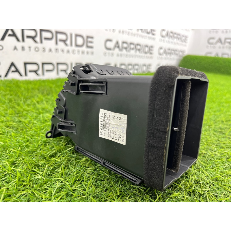 Дефлектор воздуховода (салон) Jeep Grand Cherokee WK2 2018 3.6 6XJ98NCCAA