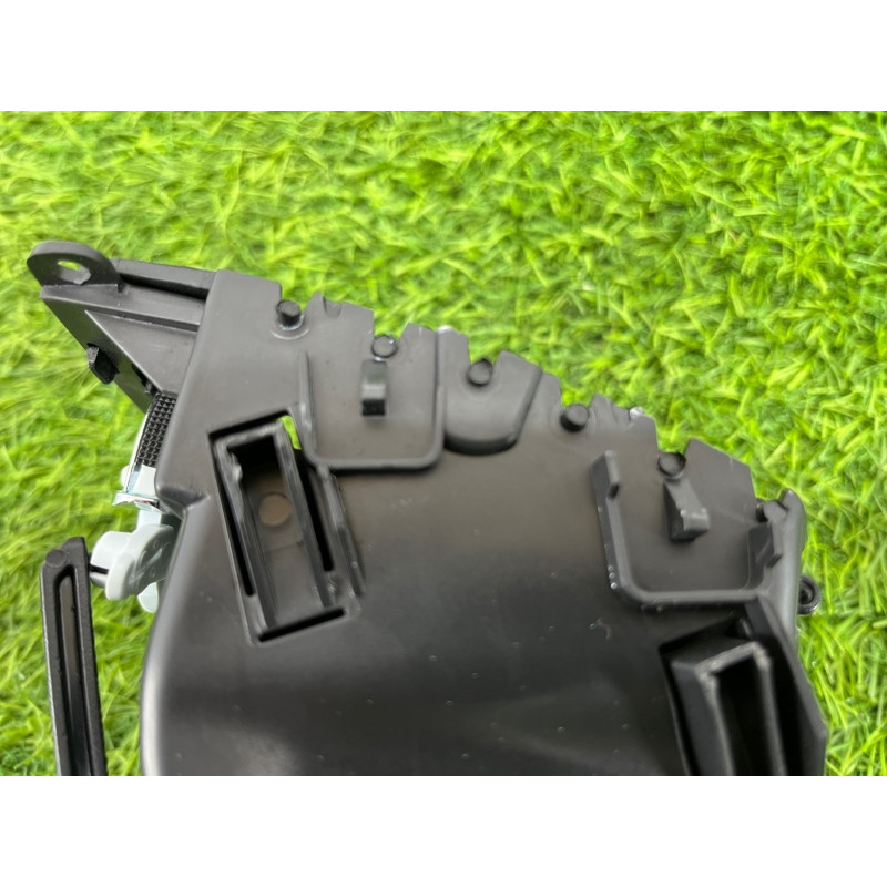 Дефлектор воздуховода (салон) Jeep Grand Cherokee WK2 2018 3.6 6XJ98NCCAA