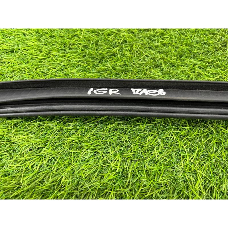 Уплотнитель проема двери (кузов и элементы) Jeep Grand Cherokee WK2 2018 3.6 55399256AE