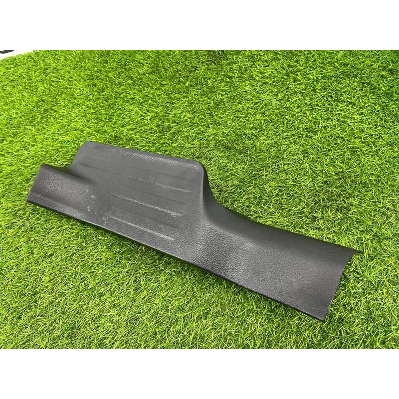 Накладка на порог (кузов и элементы) Nissan Rogue T32 2020 2.5 769537FR0A