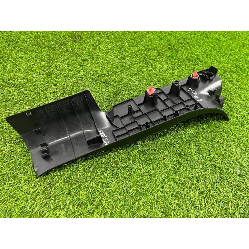 Накладка на порог (кузов и элементы) Nissan Rogue T32 2020 2.5 769537FR0A