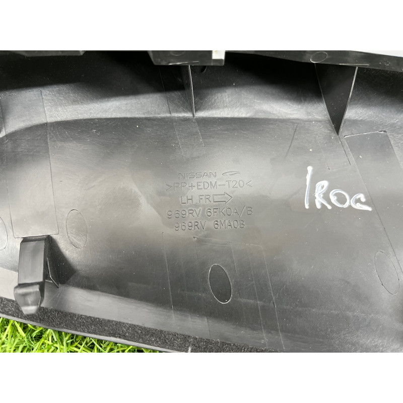 Накладка центральной консоли (салон) Nissan Rogue T32 2020 2.5 969rv6fk0a