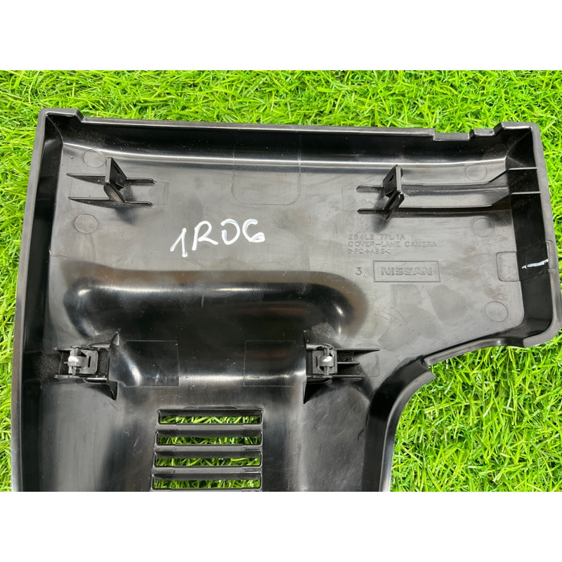 Накладка камеры (салон) Nissan Rogue T32 2020 2.5 284l87fl1a