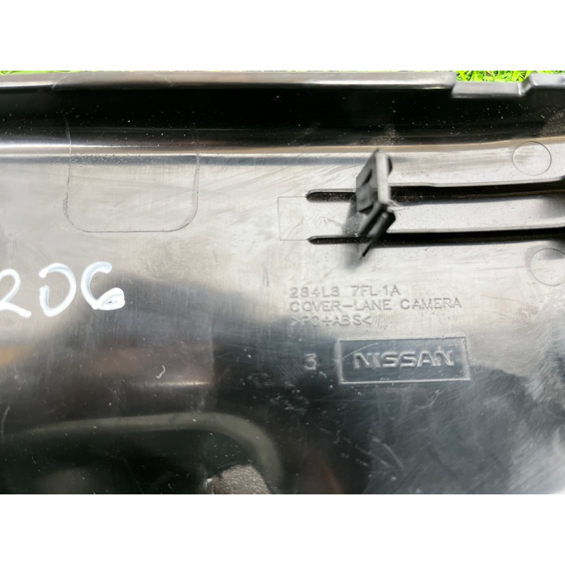 Накладка камеры (салон) Nissan Rogue T32 2020 2.5 284l87fl1a