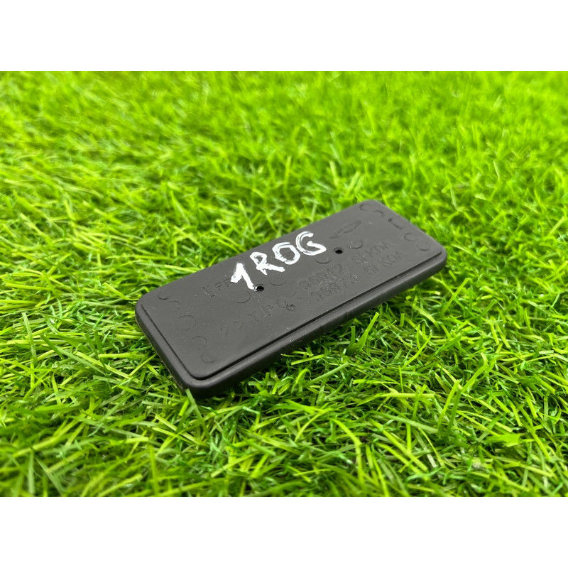 Коврик центральной консоли (салон) Nissan Rogue T32 2020 2.5 96973-4BA0A