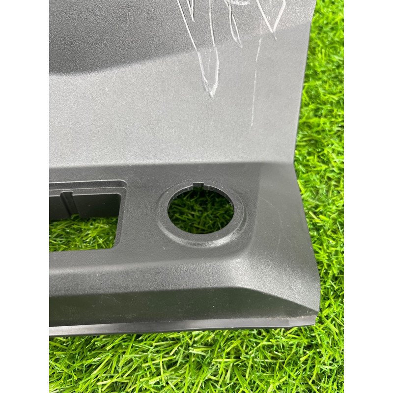 Пластик салона (салон) Nissan Rogue T32 2020 2.5 681047fw0a