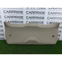 Обшивка крышки багажника