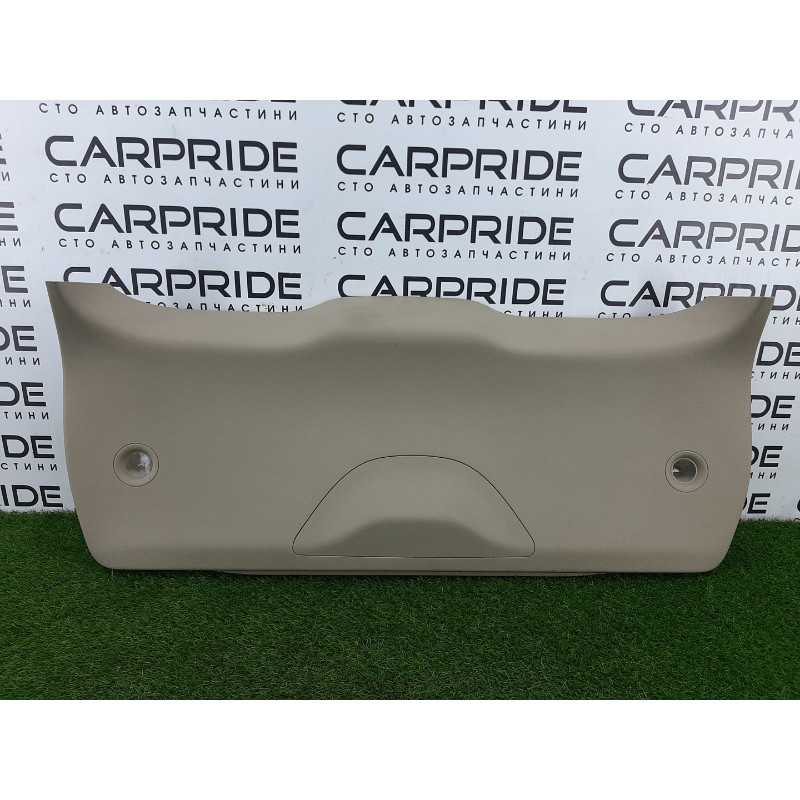 Обшивка крышки багажника (салон) Jeep Grand Cherokee WK2 2018 3.6 1XW83HL1AM