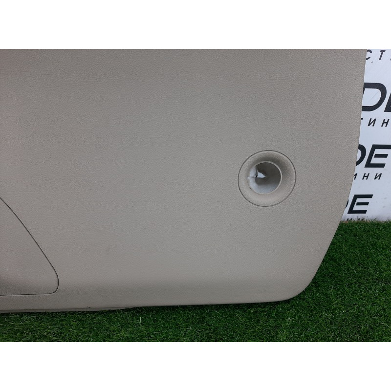 Обшивка крышки багажника (салон) Jeep Grand Cherokee WK2 2018 3.6 1XW83HL1AM