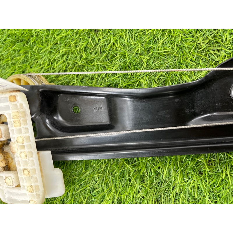 Механизм стеклоподъемника (кузов и элементы) BMW 3-series F30 2013 N20B20 51357281887