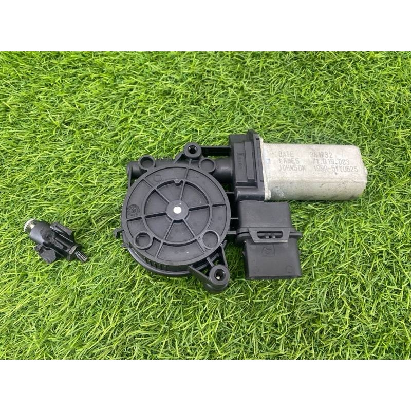 Мотор стеклоподъемника (электрика) BMW 3-series F30 2013 N47D20 67627406633