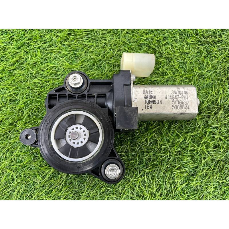 Мотор стеклоподъемника (электрика) BMW 3-series F30 2013 N47D20 67627341564