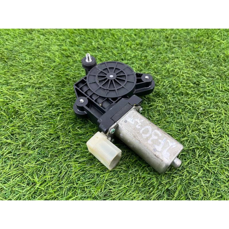 Мотор стеклоподъемника (электрика) BMW 3-series F30 2013 N47D20 67627341564