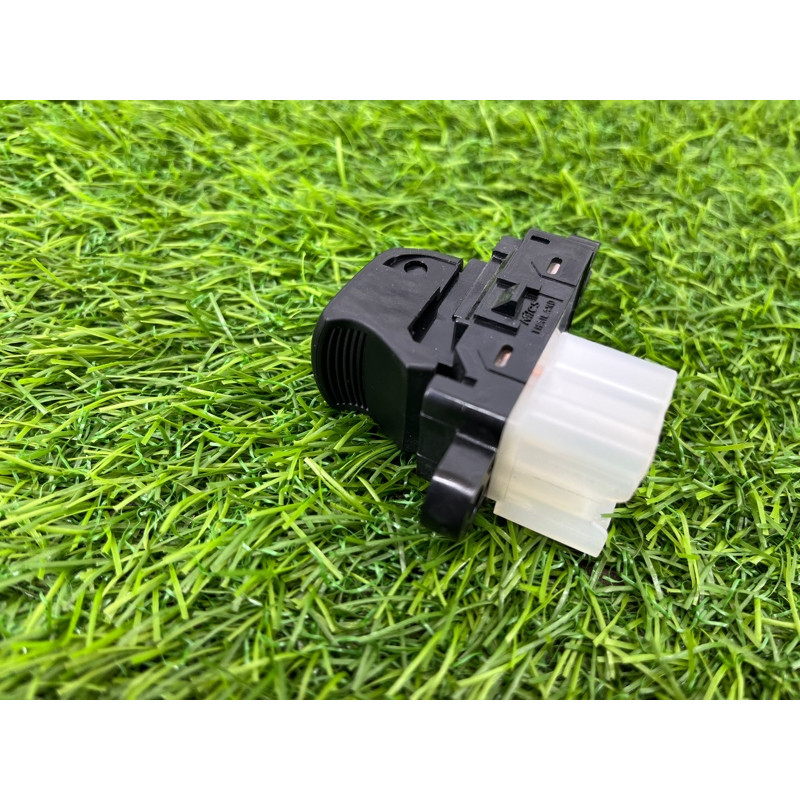 Кнопка стеклоподъемника (электрика / кнопки) Nissan Rogue T32 2020 2.5 254114CE0A