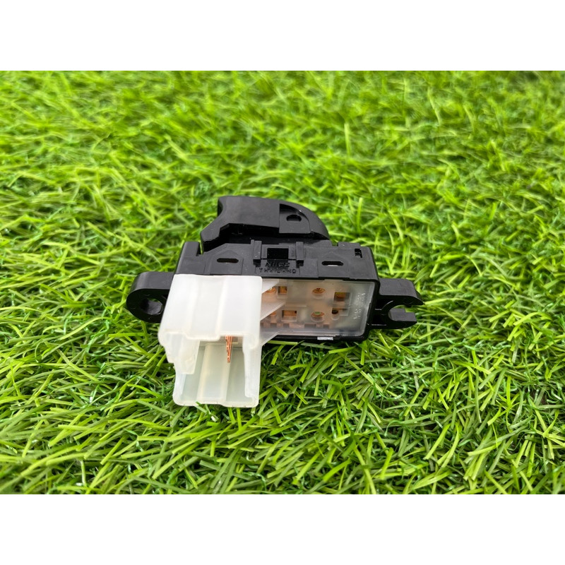 Кнопка стеклоподъемника (электрика / кнопки) Nissan Rogue T32 2020 2.5 254114CE0A