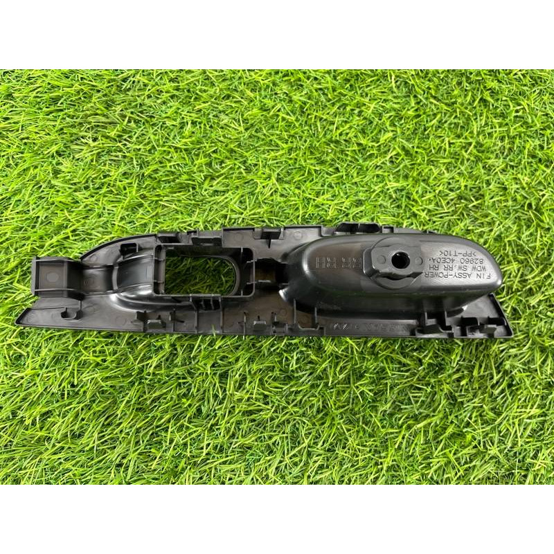 Накладка ручки внутренней (салон) Nissan Rogue T32 2020 2.5 829604ce0a