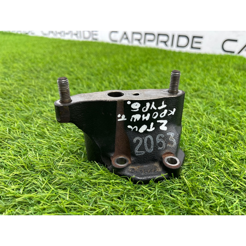 Кронштейн крепление турбины (кронштейны двигателя) Volkswagen Touareg NF 2013 3.0 TDI CRCA 059145195AE