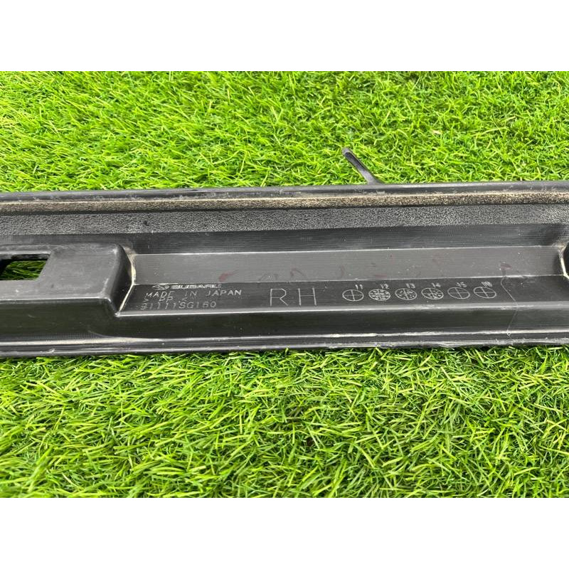 Накладка на поріг (кузов і елементи) Subaru Forester SJ 91112SG161