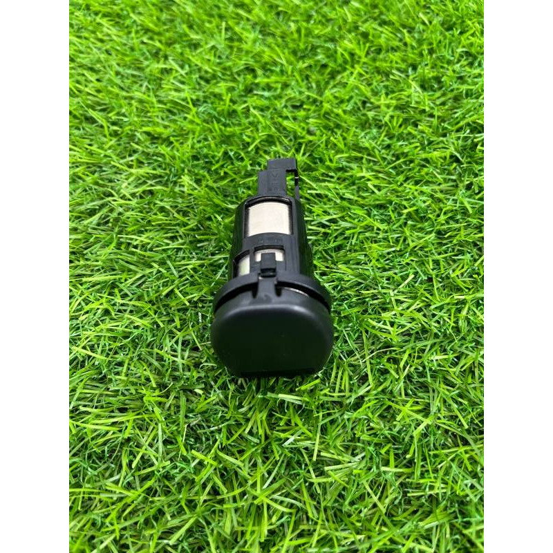 Розетка (электрика) Nissan Rogue T32 2020 2.5 253316FR0A