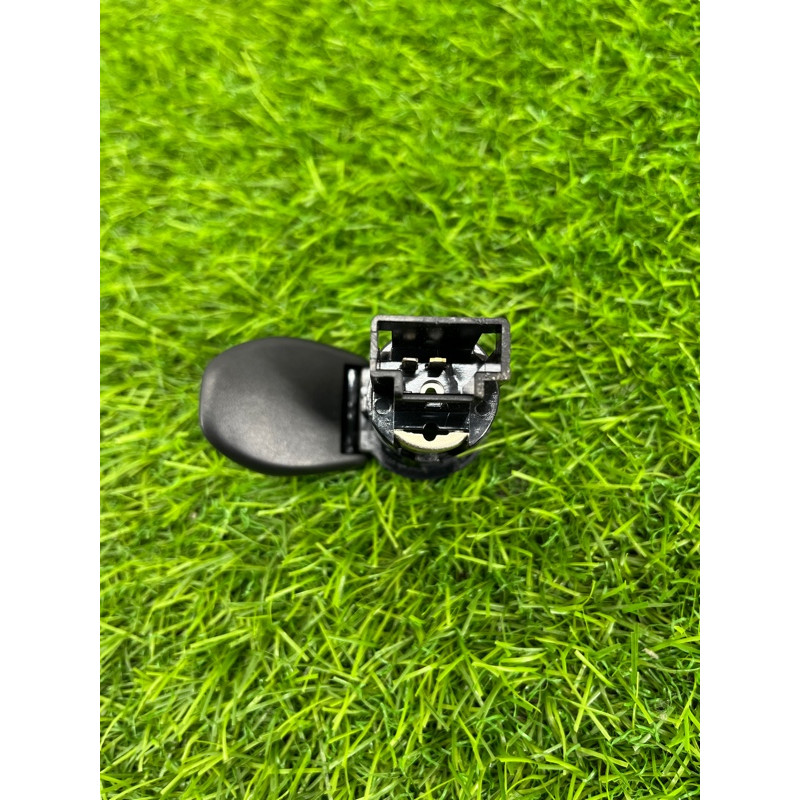 Розетка (электрика) Nissan Rogue T32 2020 2.5 253316FR0A