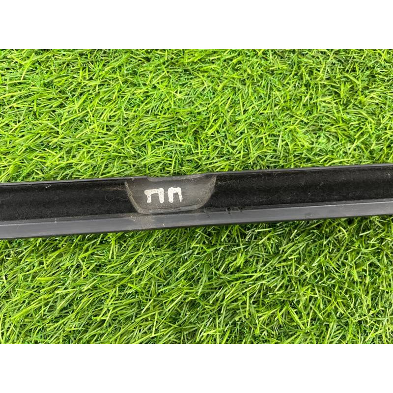 Молдинг скла (кузов і елементи) Volkswagen Touareg NF 2013 3.0 TDI CRCA 7P0837476H7Z7