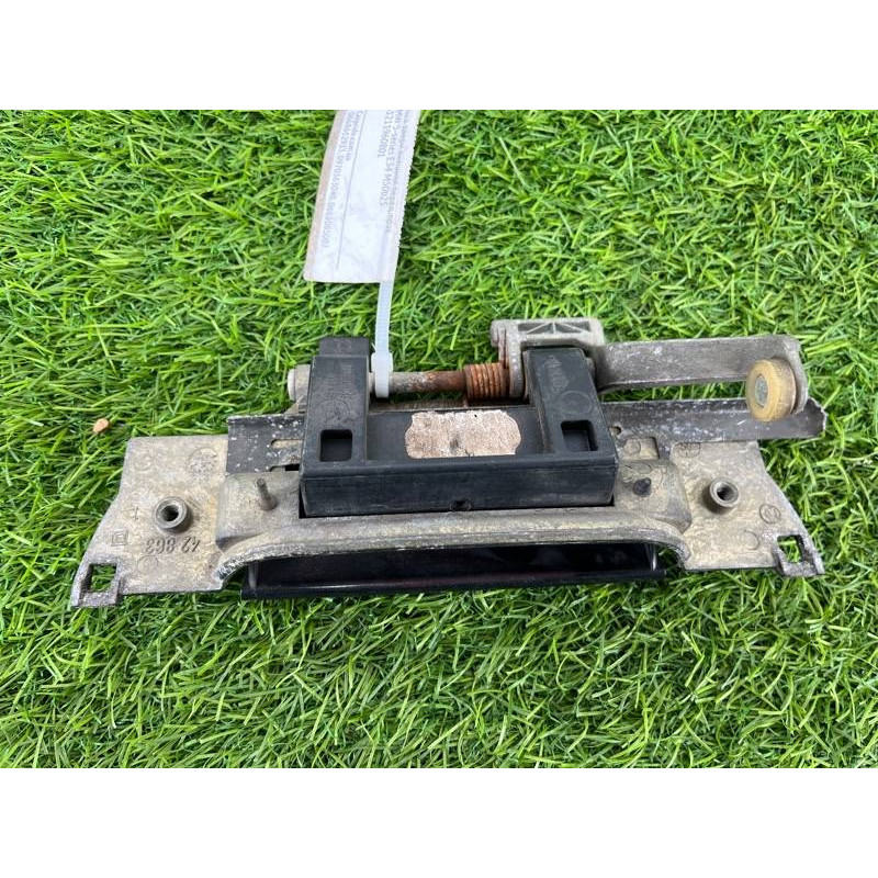 Ручка двери внешняя (кузов и элементы) BMW 5-series E34 51228138952