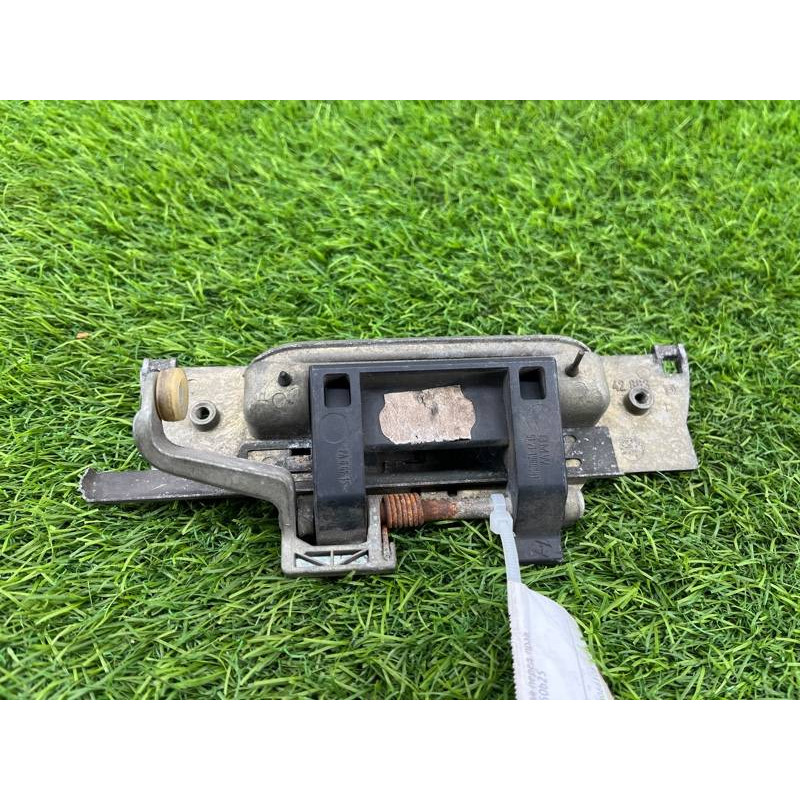 Ручка двери внешняя (кузов и элементы) BMW 5-series E34 51228138952