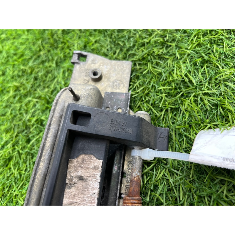 Ручка двери внешняя (кузов и элементы) BMW 5-series E34 51228138952