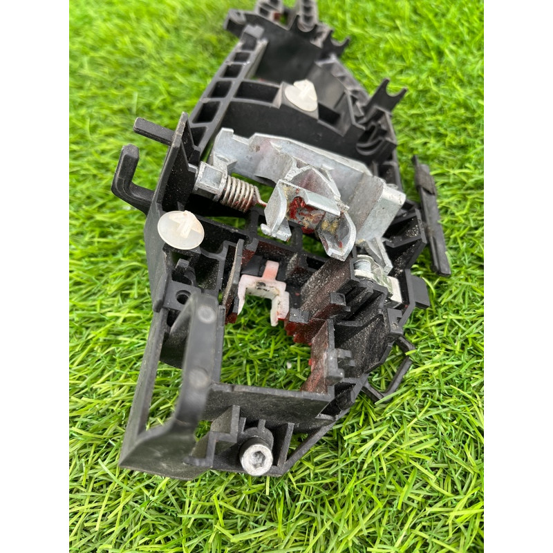 Кронштейн ручки двери (кузов и элементы) BMW 3-series F30 2013 N47D20 51217242567