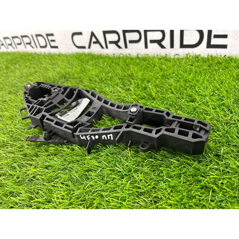 Кронштейн ручки двери (кузов и элементы) BMW 3-series F30 2013 N20B20 51217242568
