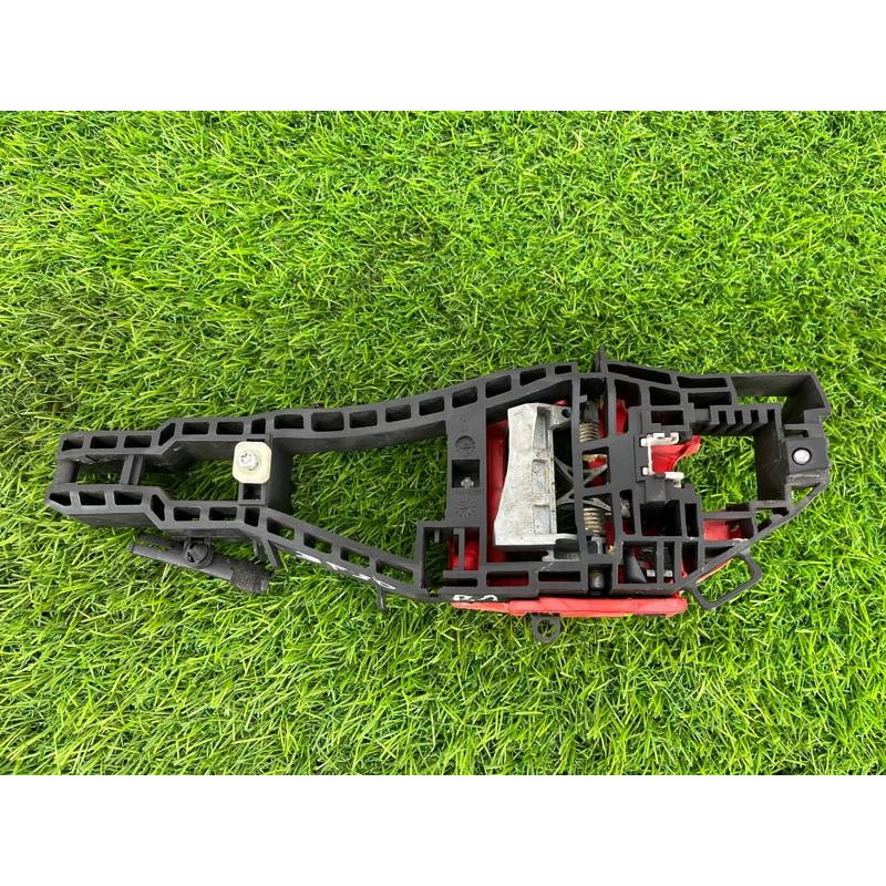 Кронштейн ручки дверей (кузов і елементи) BMW 3-series F30 2013 N26B20 51217242567