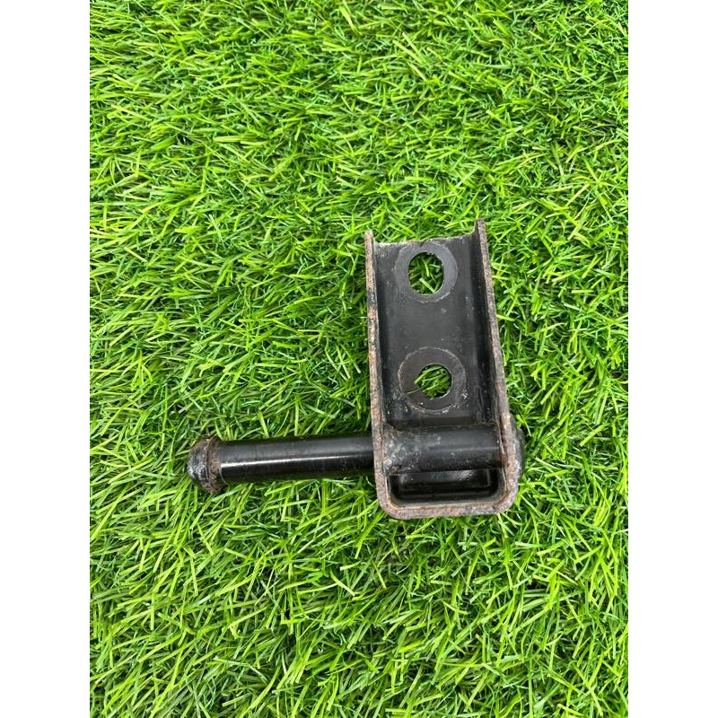 Кронштейн глушителя (выпускная система) Jeep Grand Cherokee WK2 2018 3.6 68040709AC