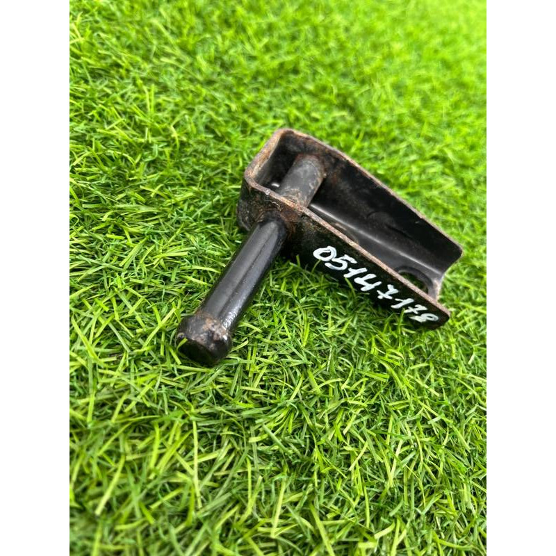 Кронштейн глушителя (выпускная система) Jeep Grand Cherokee WK2 2018 3.6 52124627AC